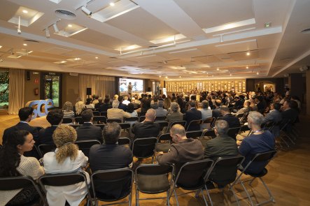 galeria-tribuna_sce-immigracio-i-empresa-2-02080