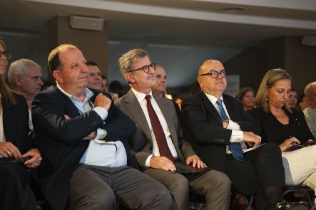 galeria-tribuna_sce-immigracio-i-empresa-2-744036