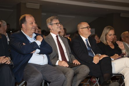 galeria-tribuna_sce-immigracio-i-empresa-2-744041