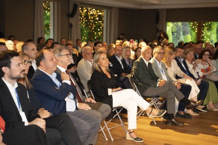 galeria-tribuna_sce-immigracio-i-empresa-2-744058