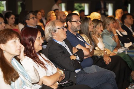 galeria-tribuna_sce-immigracio-i-empresa-2-744081