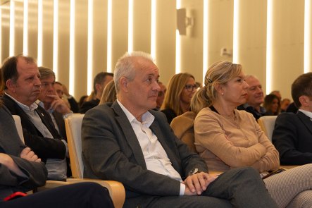 tribuna-sce-2023-nov-repte_digital_banca-08017