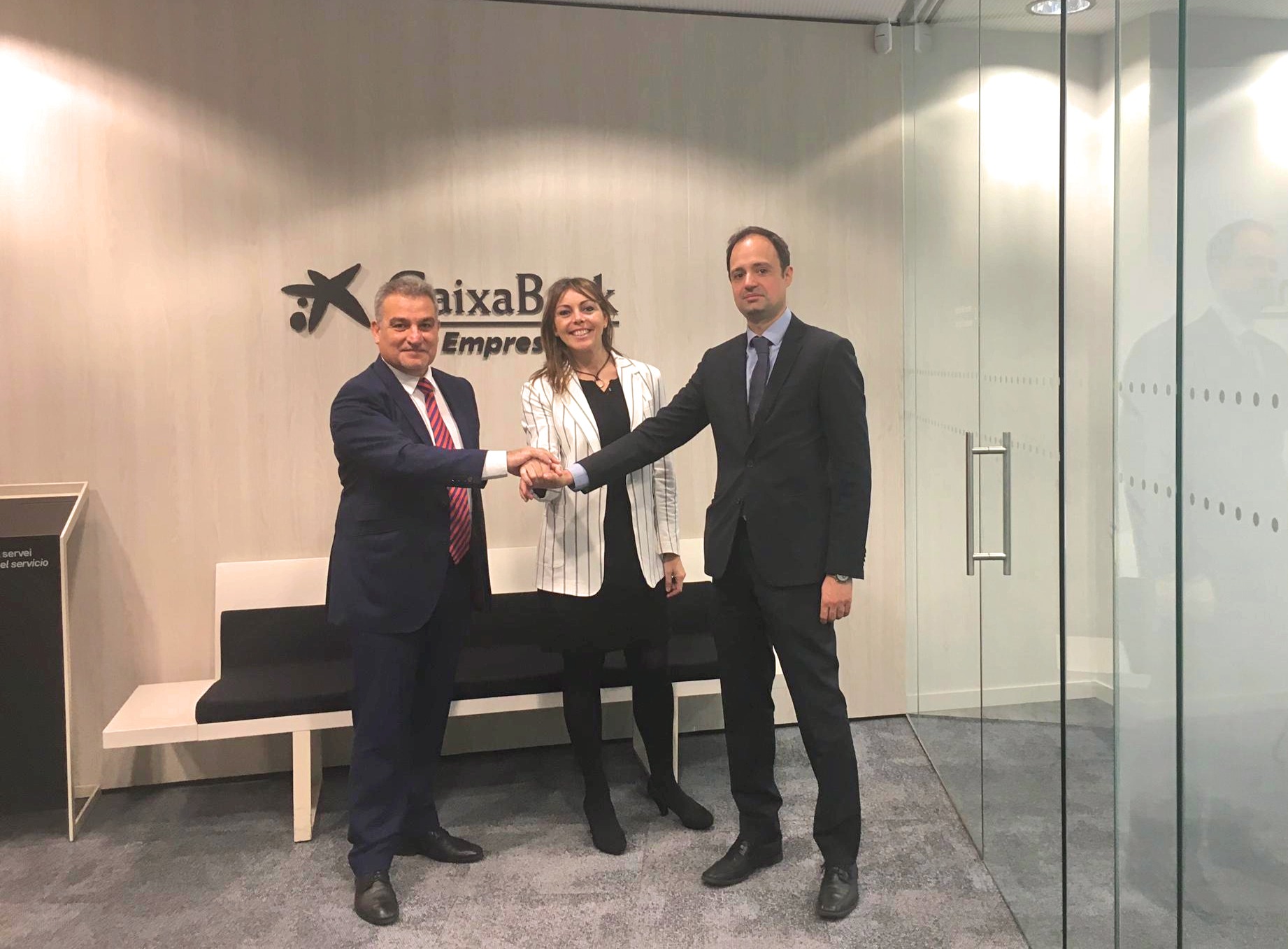 Caixabank- Sant Cugat Empresarial CaixaBank i Sant Cugat Empresarial renoven el seu acord de col·laboració