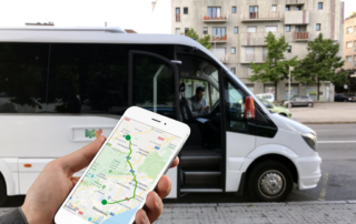 BusUp consolida el primer cas d’èxit de servei de bus compartit a Espanya amb DXC, Grífols i Roche