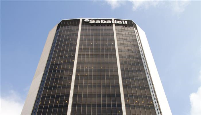 Banc Sabadell tanca la seva operació estratègica amb Amundi per impulsar el negoci de fons a Espanya