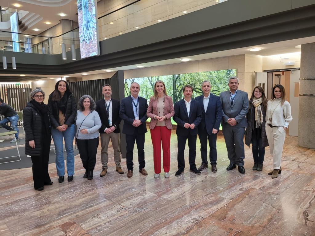 Sant Cugat Empresarial realitza una visita institucional a l'empresa Oxigen Data Center
