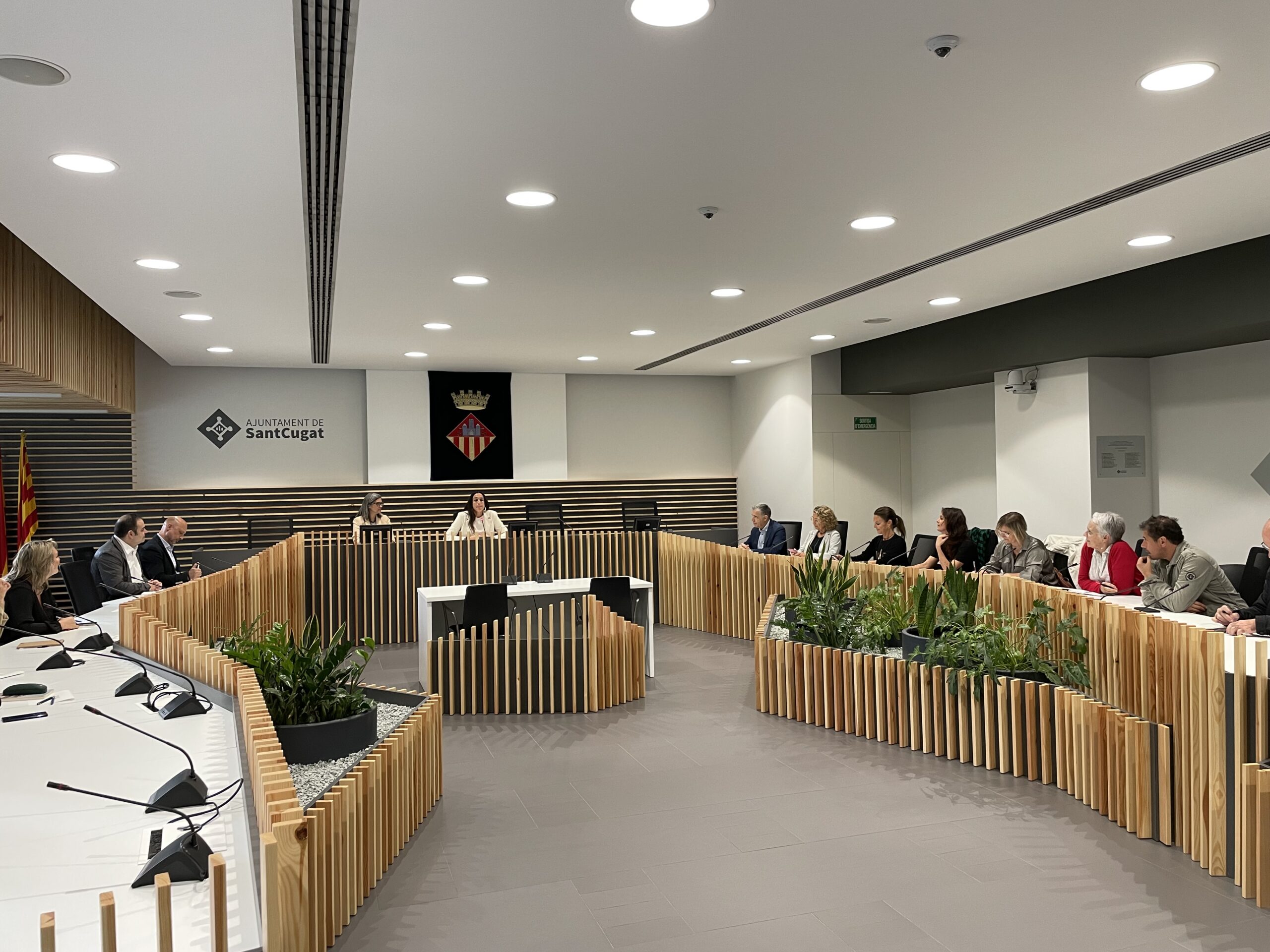 Sant Cugat Empresarial assisteix a una trobada de treball impulsada per la senadora Elena Vila