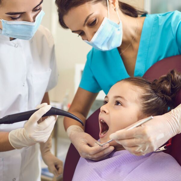 El Centre Dental Francesc Macià detalla la importància de la rehabilitació neuro-oclusal a la infància