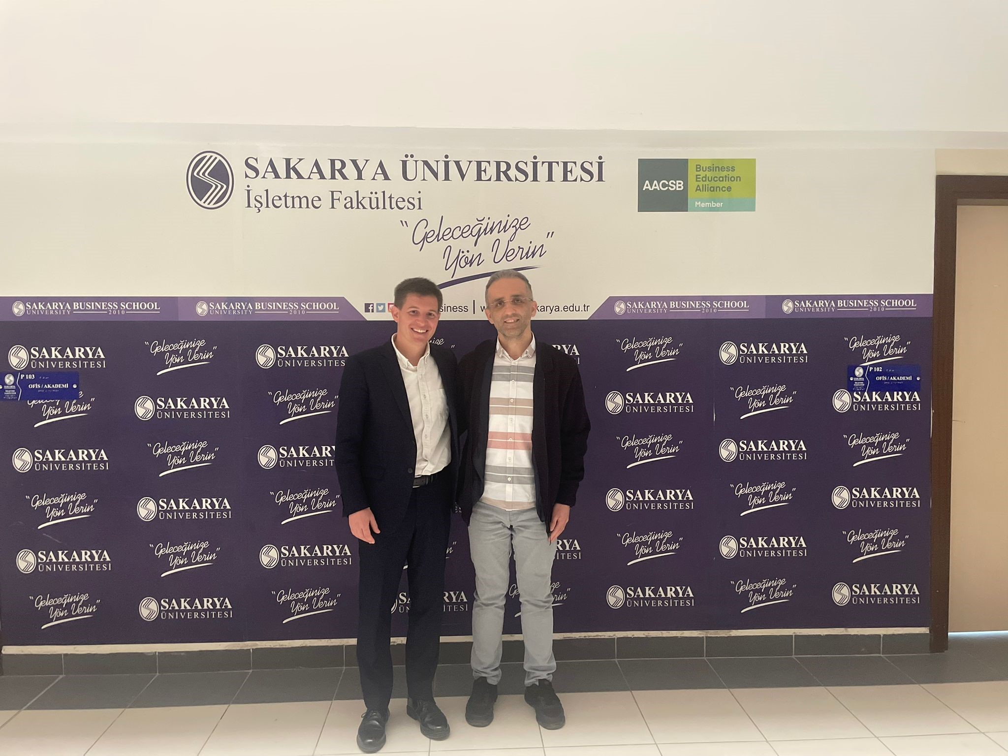 edeon, l’agència de comunicació i màrqueting santcugatenca exposa casos d’èxit a la universitat pública de Sakarya, Turquia