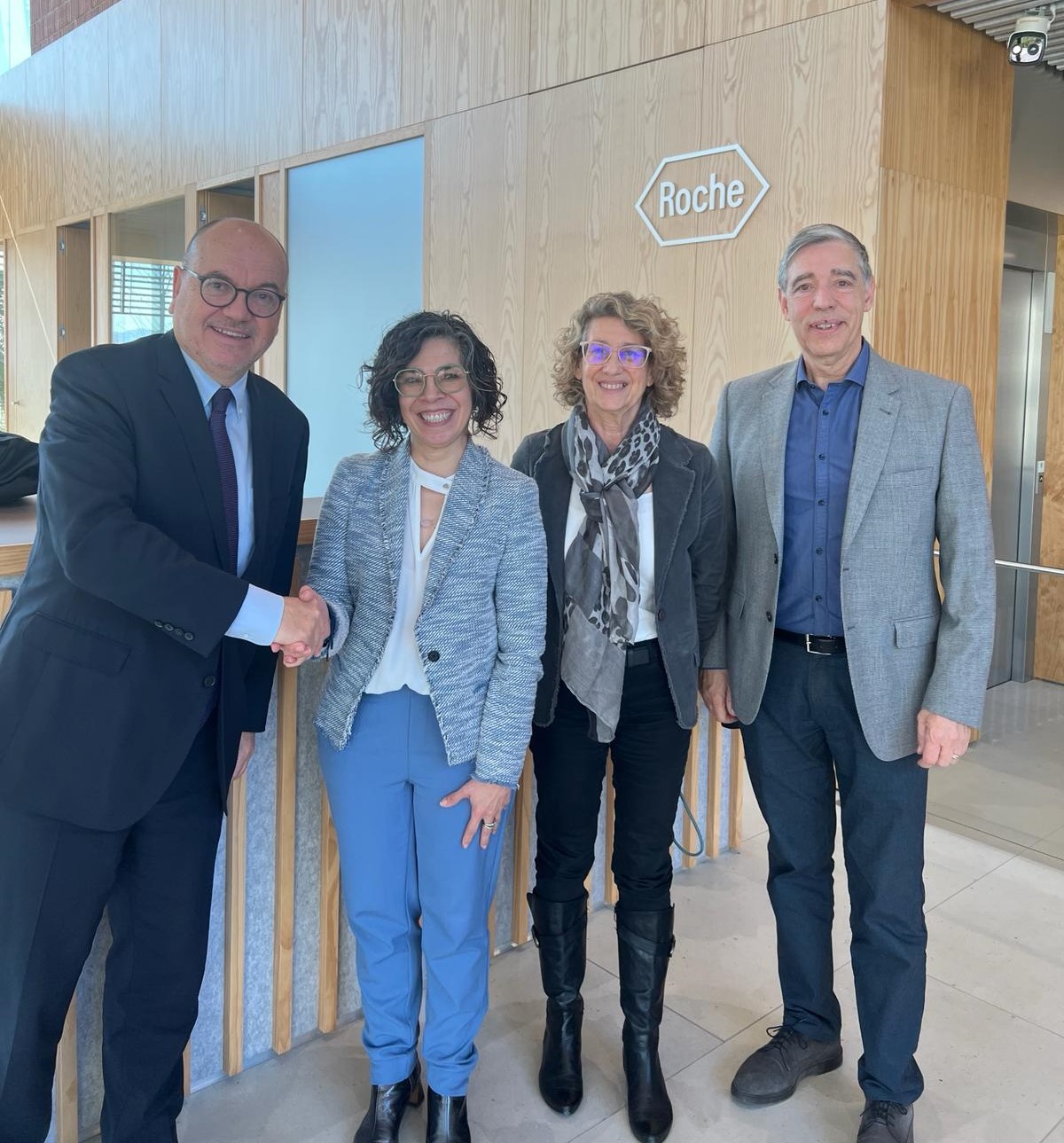Sant Cugat Empresarial realitza una visita institucional a l’empresa Roche