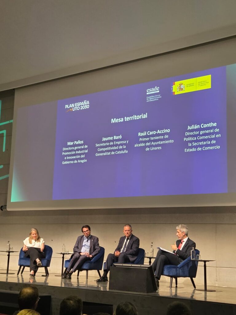 ESADE presenta un informe sobre el paper de la inversió internacional en la reindustrialització del vehicle elèctric a Espanya