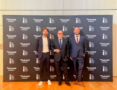 El president de Sant Cugat Empresarial, Eduard Torres, assisteix al lliurament dels Premis Fundació Banco Sabadell a la Investigació Biomèdica i a les Ciències i l’Enginyeria