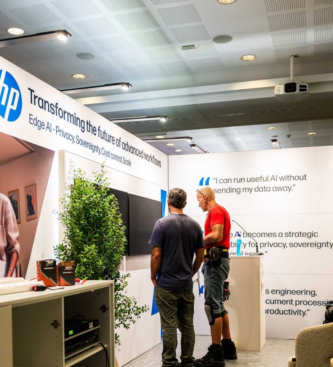 HP porta a l'AI Summit Barcelona una nova generació d'intel·ligència artificial més propera, segura i eficient